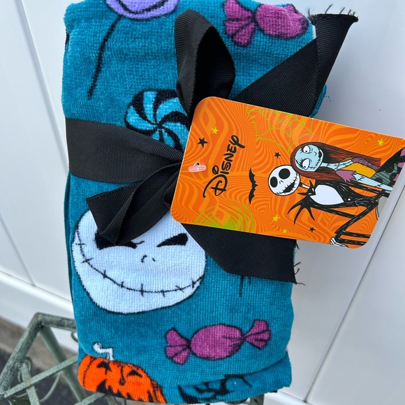 Disney | Bath | Disney Nightmare Before Christmas Bathroom Towels ...